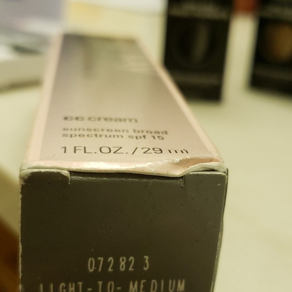 Spf sunscreen 15 - Picture 2 of 2